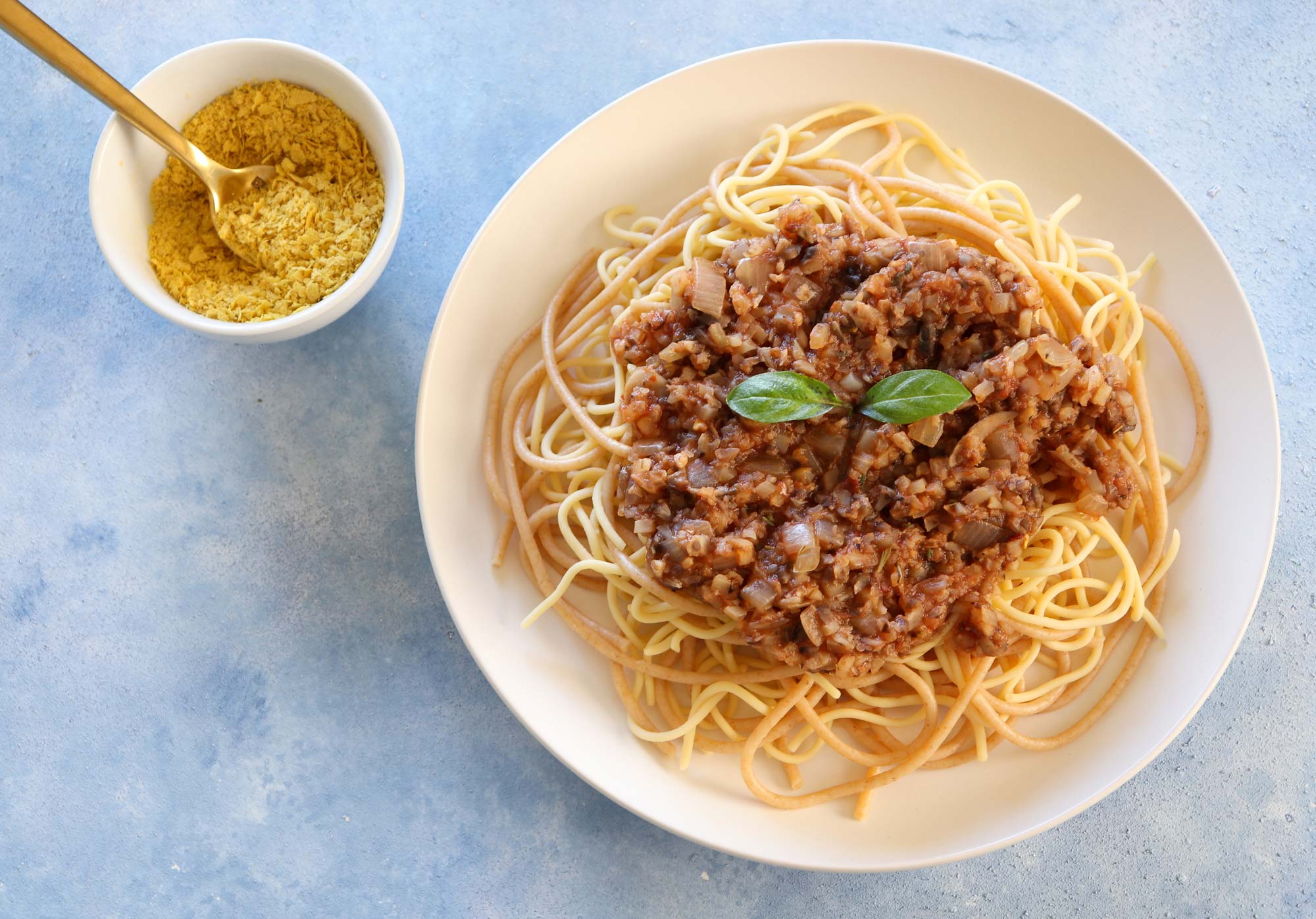 Plant-based dinner recipes: Cauliflower bolognese bowl